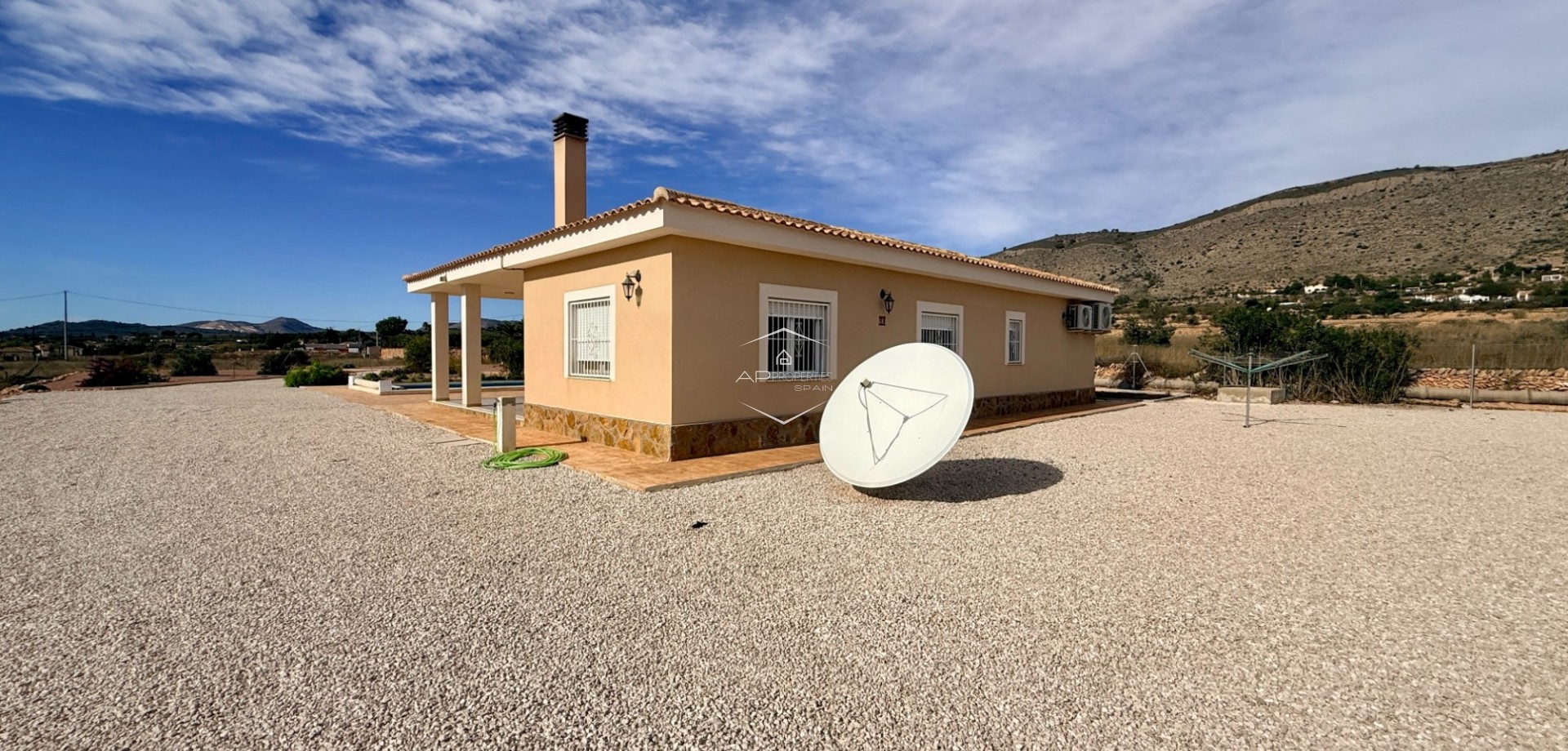 Reventa - Villa - Independiente -
Hondón de las Nieves