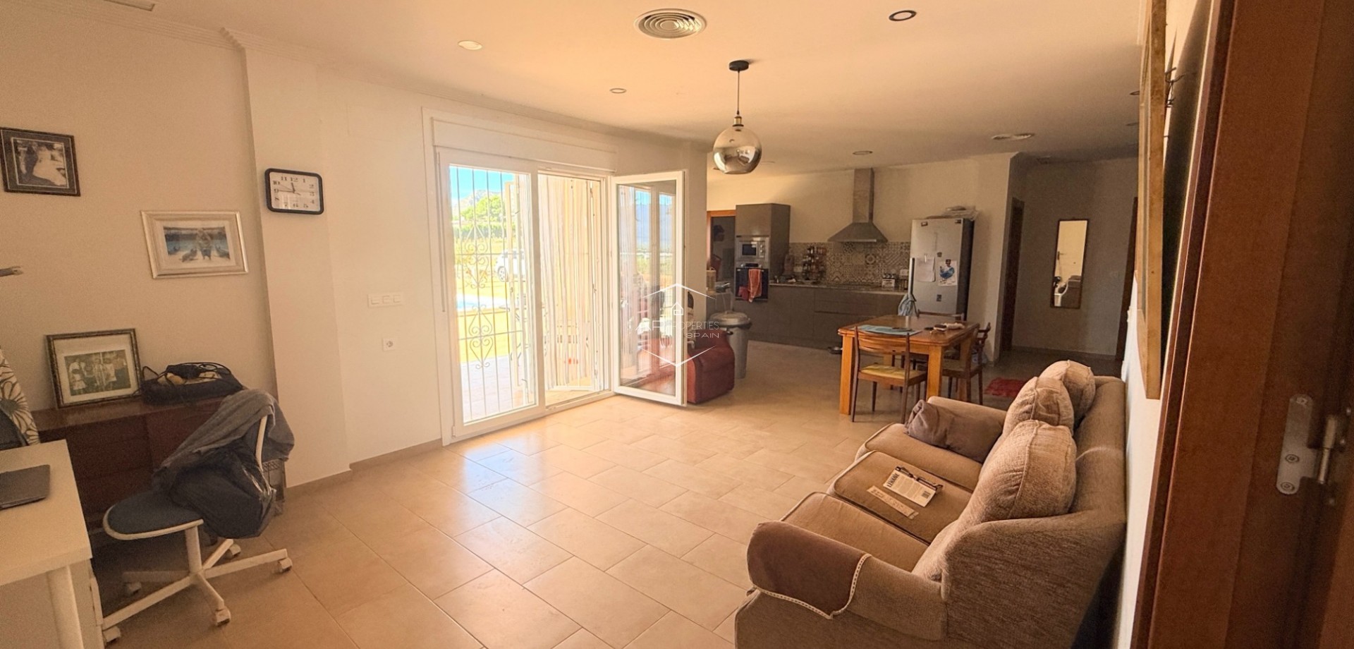 Reventa - Villa - Independiente -
Hondón de las Nieves