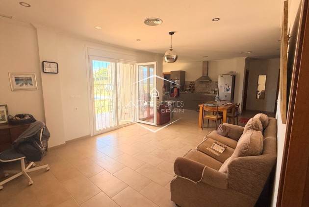 Reventa - Villa - Independiente -
Hondón de las Nieves