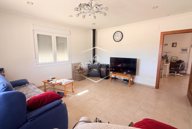 Reventa - Villa - Independiente -
Hondón de las Nieves