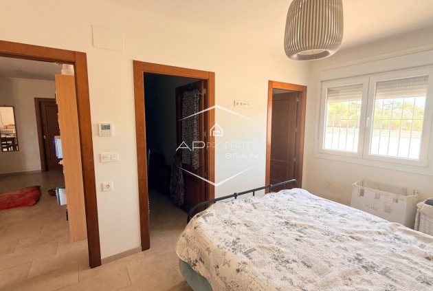 Reventa - Villa - Independiente -
Hondón de las Nieves