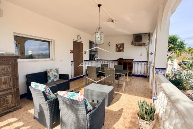 Reventa - Villa - Independiente -
Hondón de los Fráiles