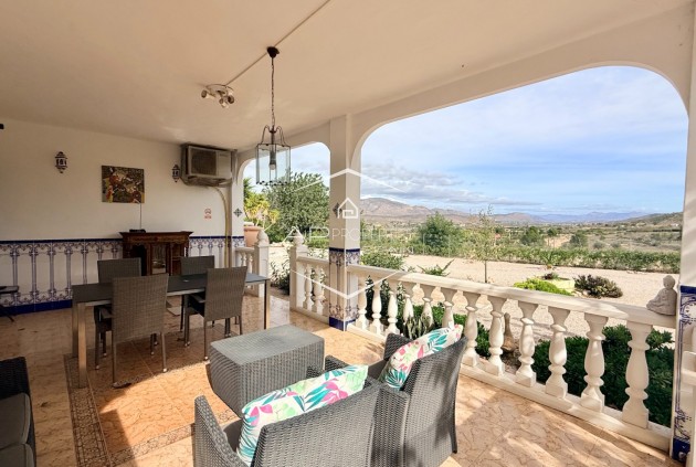 Reventa - Villa - Independiente -
Hondón de los Fráiles