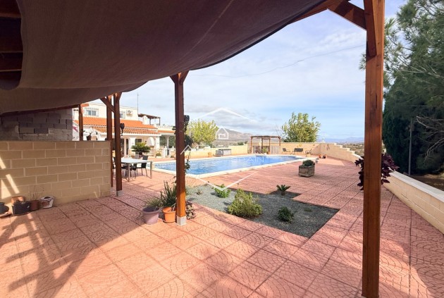 Reventa - Villa - Independiente -
Hondón de los Fráiles