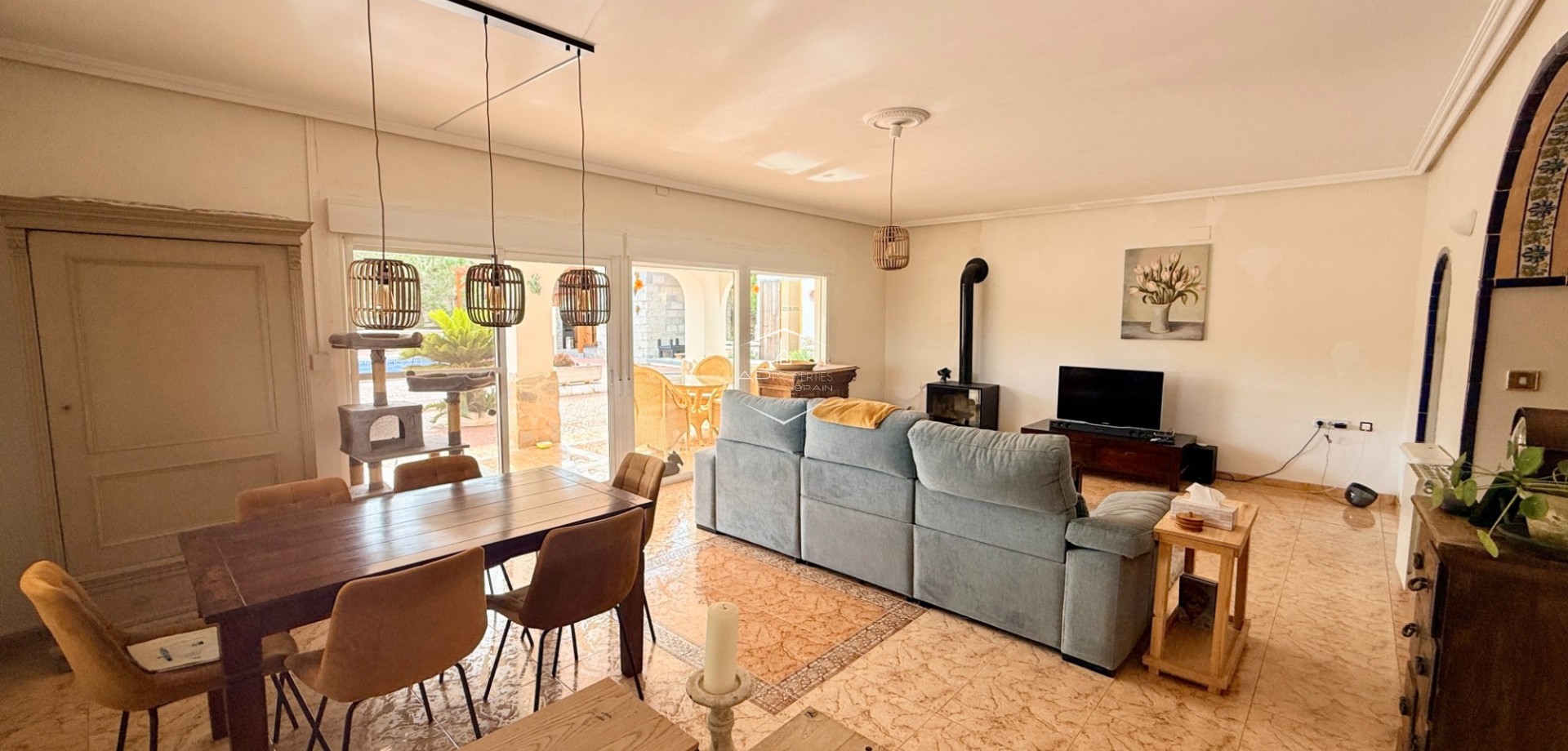 Reventa - Villa - Independiente -
Hondón de los Fráiles