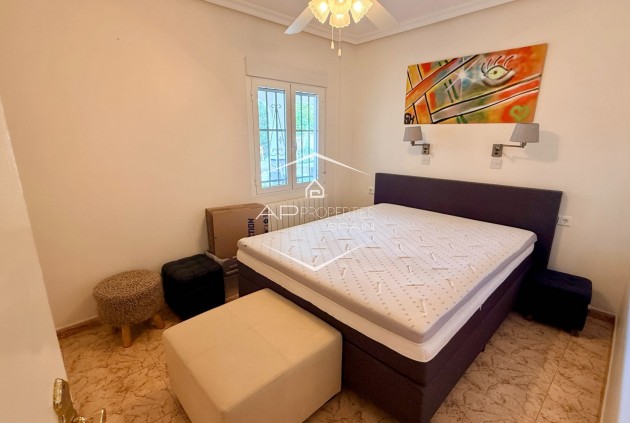 Reventa - Villa - Independiente -
Hondón de los Fráiles