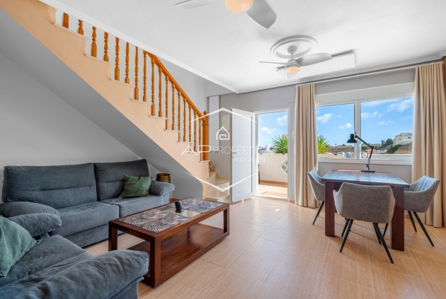 Reventa - Villa - Semi pareado -
Ciudad Quesada - Costa Blanca South