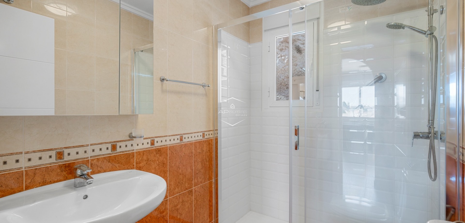 Reventa - Villa - Semi pareado -
Ciudad Quesada - Costa Blanca South