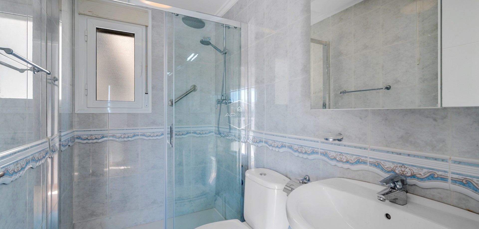 Reventa - Villa - Semi pareado -
Ciudad Quesada - Costa Blanca South