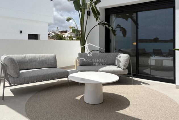 Nowy budynek - Willa - Dom wolnostojący -
Rojales - Ciudad Quesada