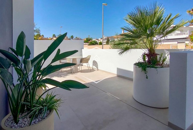 Nowy budynek - Willa - Dom wolnostojący -
Rojales - Ciudad Quesada