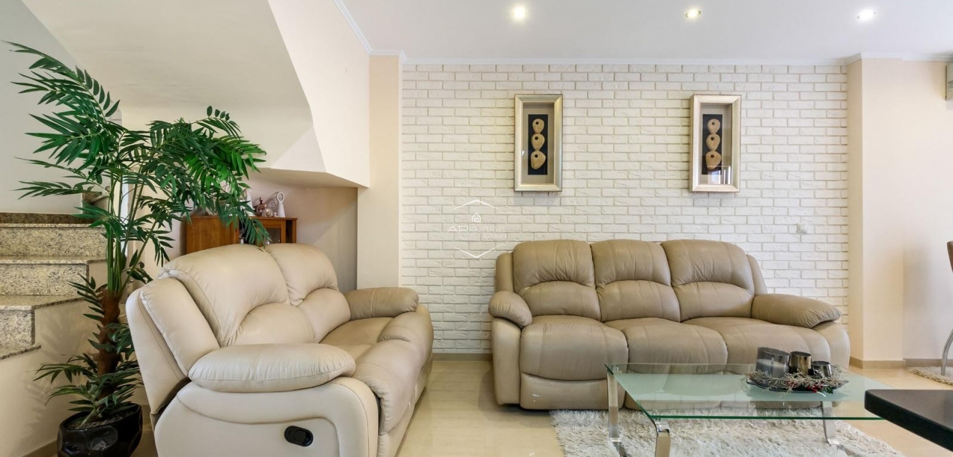 Resale - Terraced house / Townhouse -
Torrevieja - Aguas Nuevas