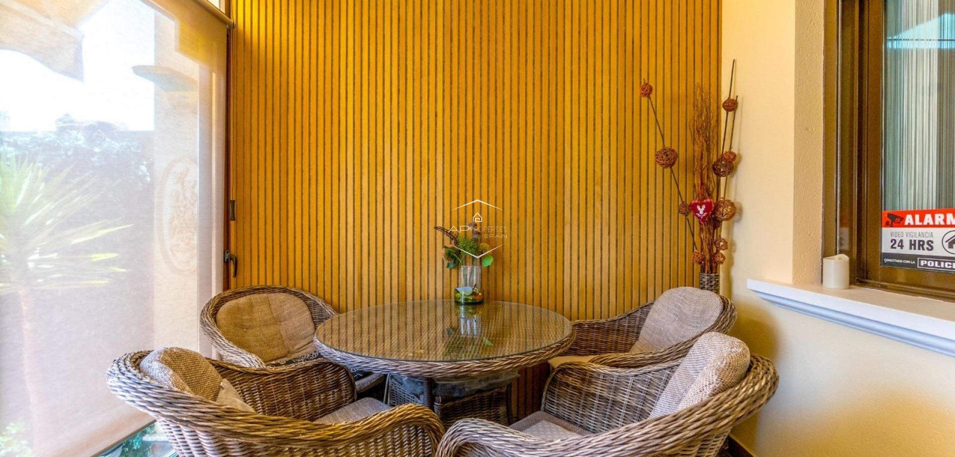 Resale - Terraced house / Townhouse -
Torrevieja - Aguas Nuevas