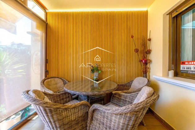 Resale - Terraced house / Townhouse -
Torrevieja - Aguas Nuevas