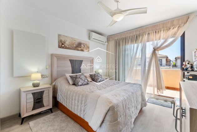 Resale - Terraced house / Townhouse -
Torrevieja - Aguas Nuevas