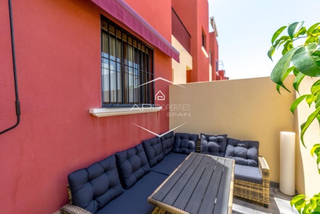 Resale - Terraced house / Townhouse -
Torrevieja - Aguas Nuevas