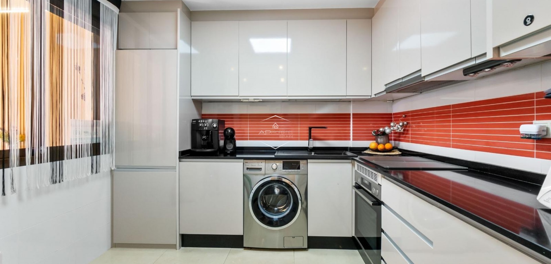 Resale - Terraced house / Townhouse -
Torrevieja - Aguas Nuevas