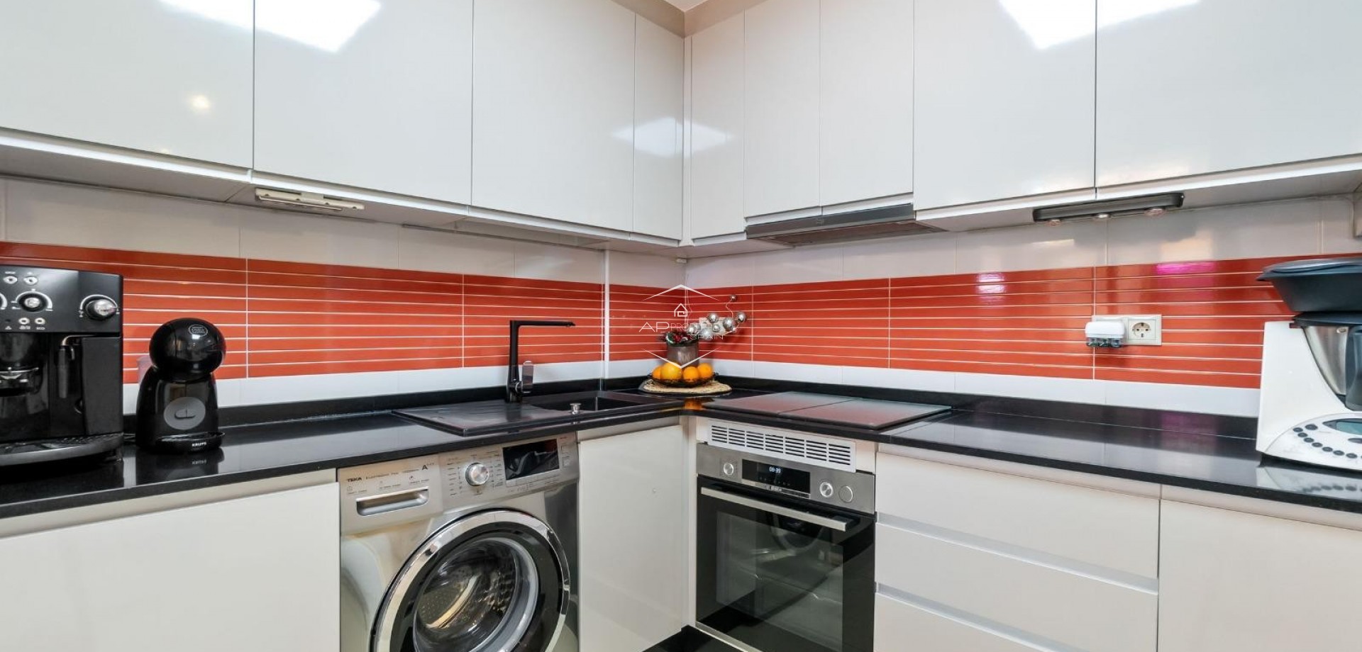 Resale - Terraced house / Townhouse -
Torrevieja - Aguas Nuevas