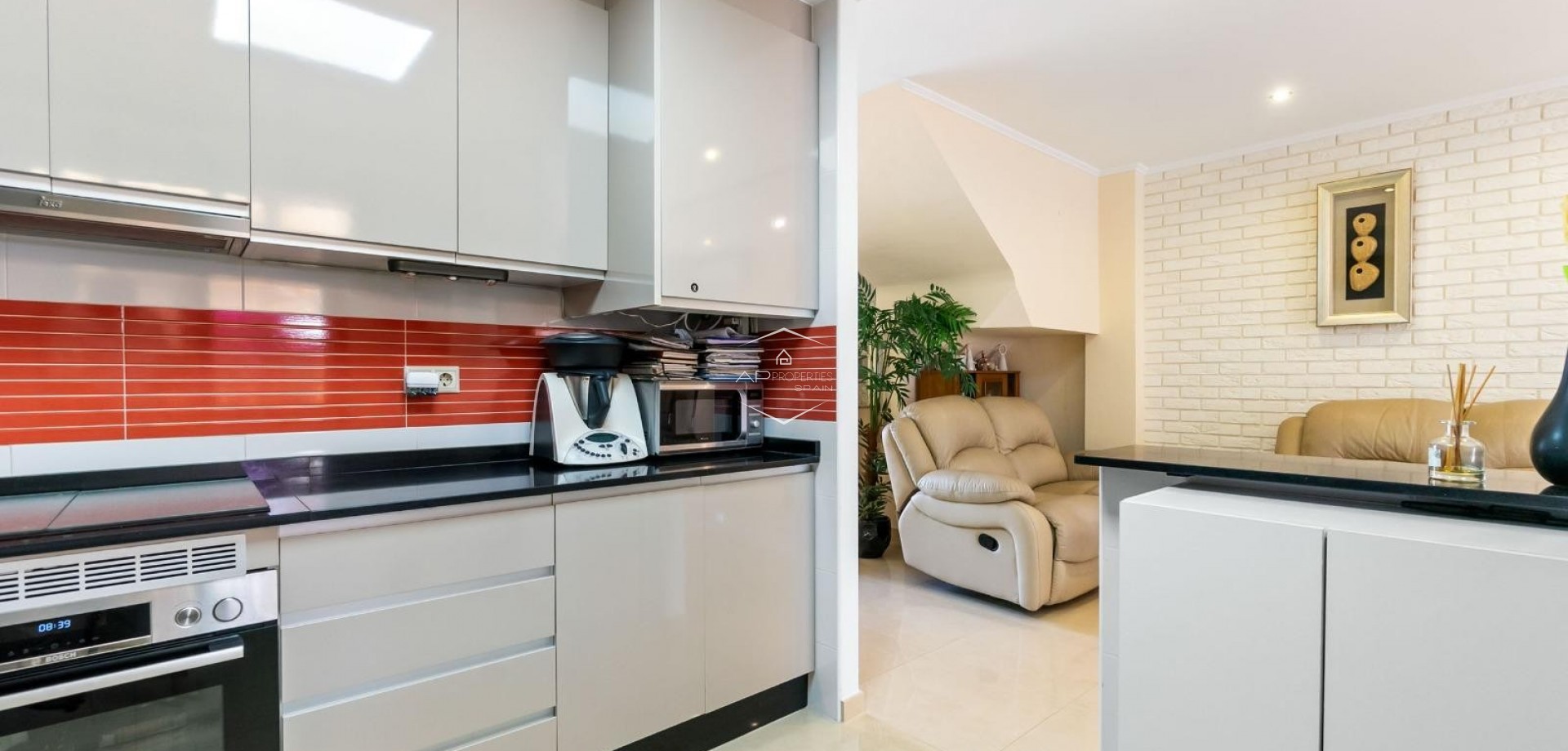 Resale - Terraced house / Townhouse -
Torrevieja - Aguas Nuevas