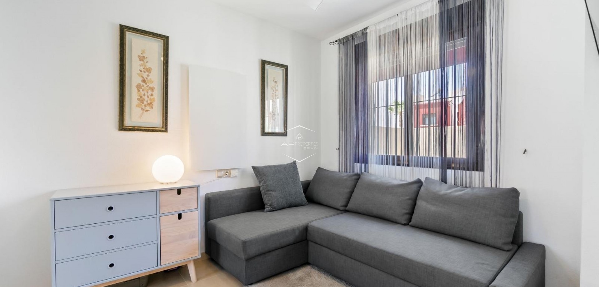 Resale - Terraced house / Townhouse -
Torrevieja - Aguas Nuevas