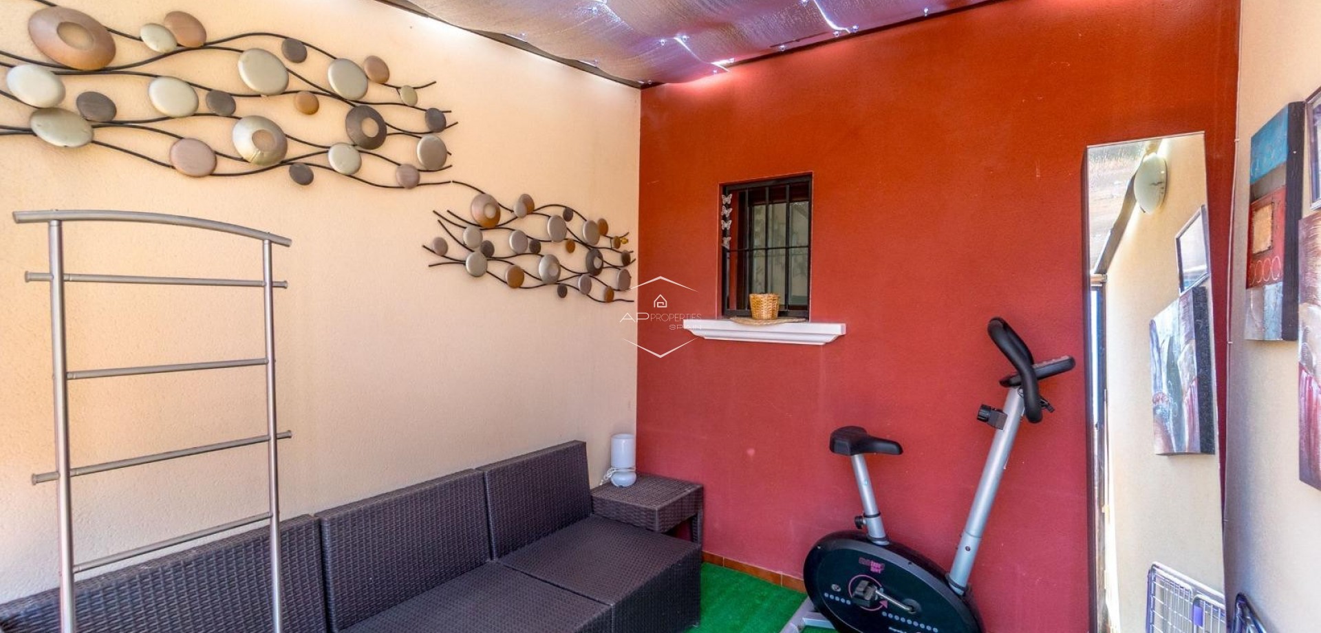 Resale - Terraced house / Townhouse -
Torrevieja - Aguas Nuevas