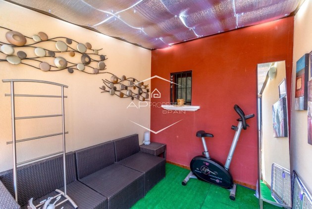 Resale - Terraced house / Townhouse -
Torrevieja - Aguas Nuevas