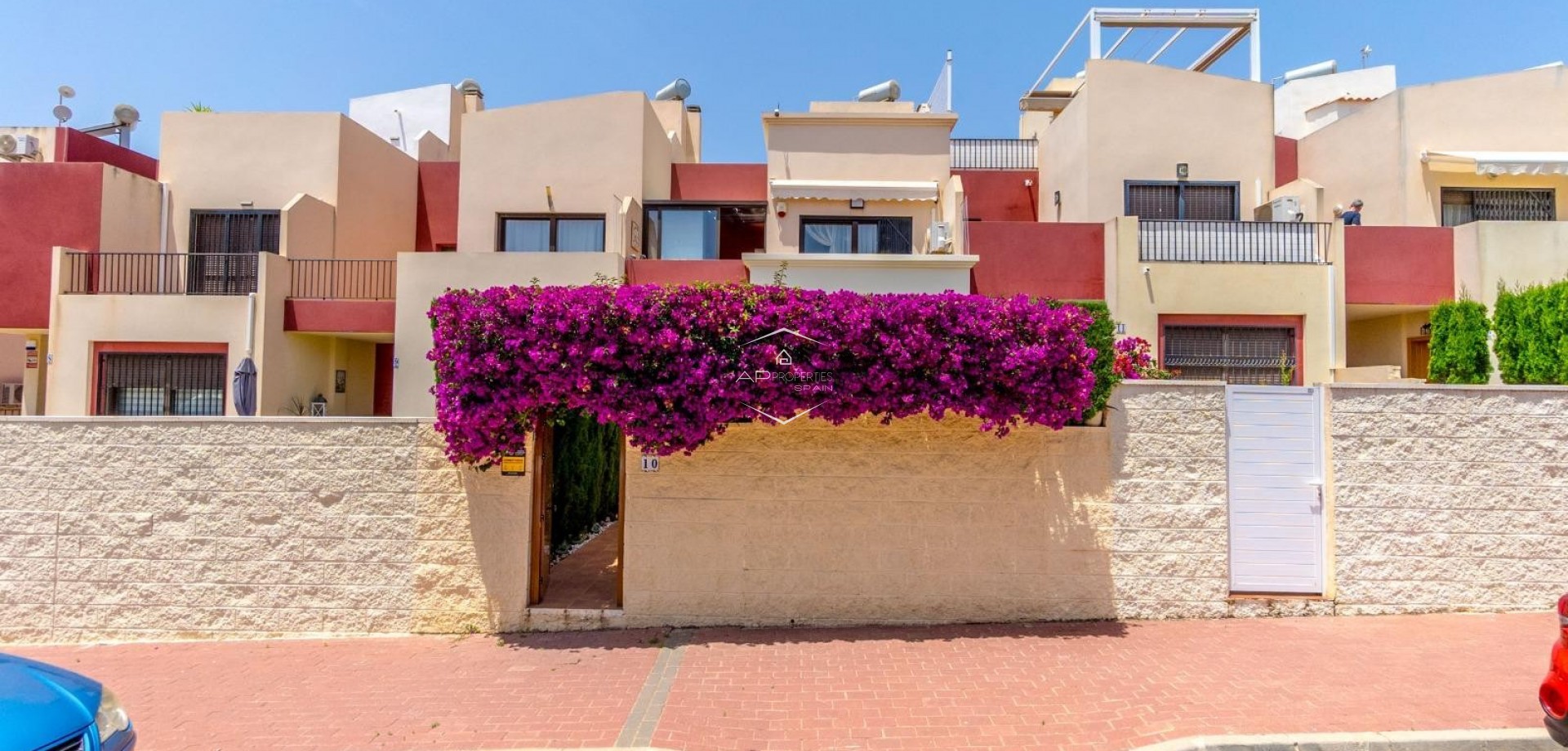 Resale - Terraced house / Townhouse -
Torrevieja - Aguas Nuevas