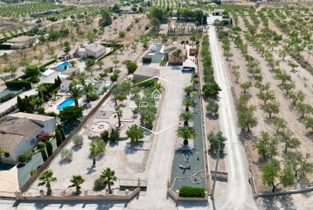 Resale - Villa - Detached -
Hondón de los Fráiles