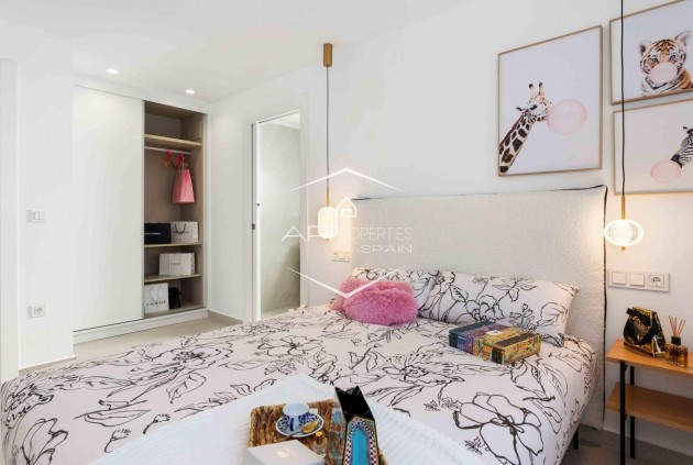 Nowy budynek - Willa - Dom wolnostojący -
Rojales - Benimar