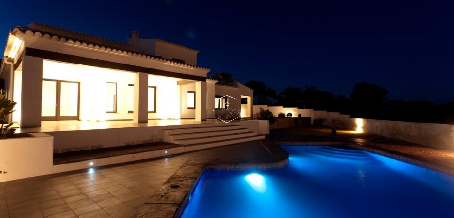 Nowy budynek - Willa - Dom wolnostojący -
Moraira - La Sabatera