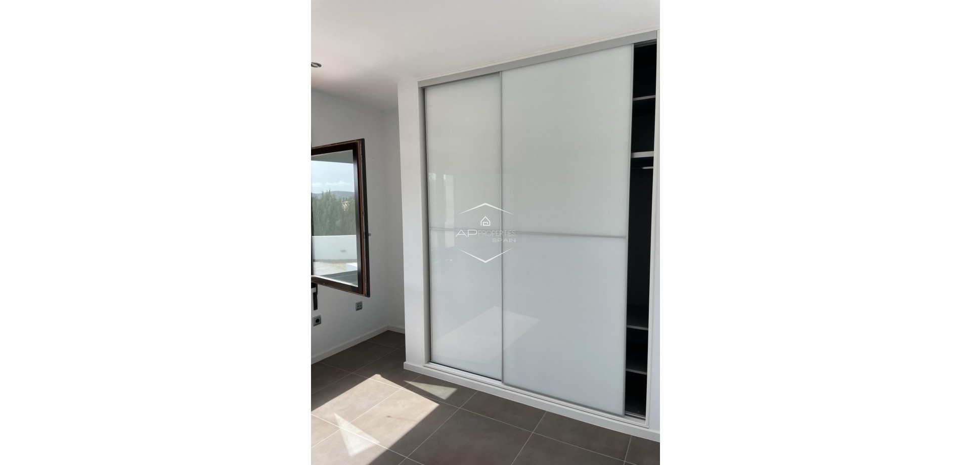 Nowy budynek - Willa - Dom wolnostojący -
Moraira - La Sabatera