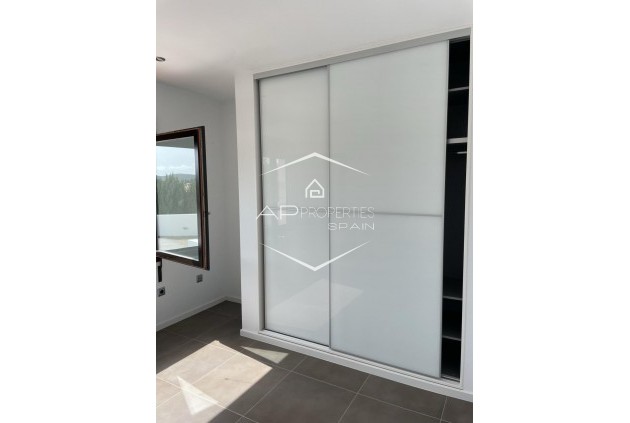 Nowy budynek - Willa - Dom wolnostojący -
Moraira - La Sabatera