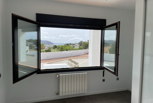 Nowy budynek - Willa - Dom wolnostojący -
Moraira - La Sabatera