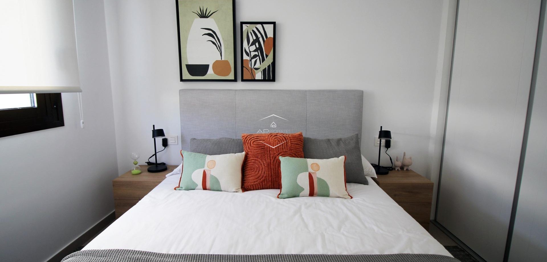 Nowy budynek - Szeregowiec -
Pilar de la Horadada - El Pilar de la Horadada