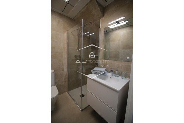 Nowy budynek - Szeregowiec -
Pilar de la Horadada - El Pilar de la Horadada