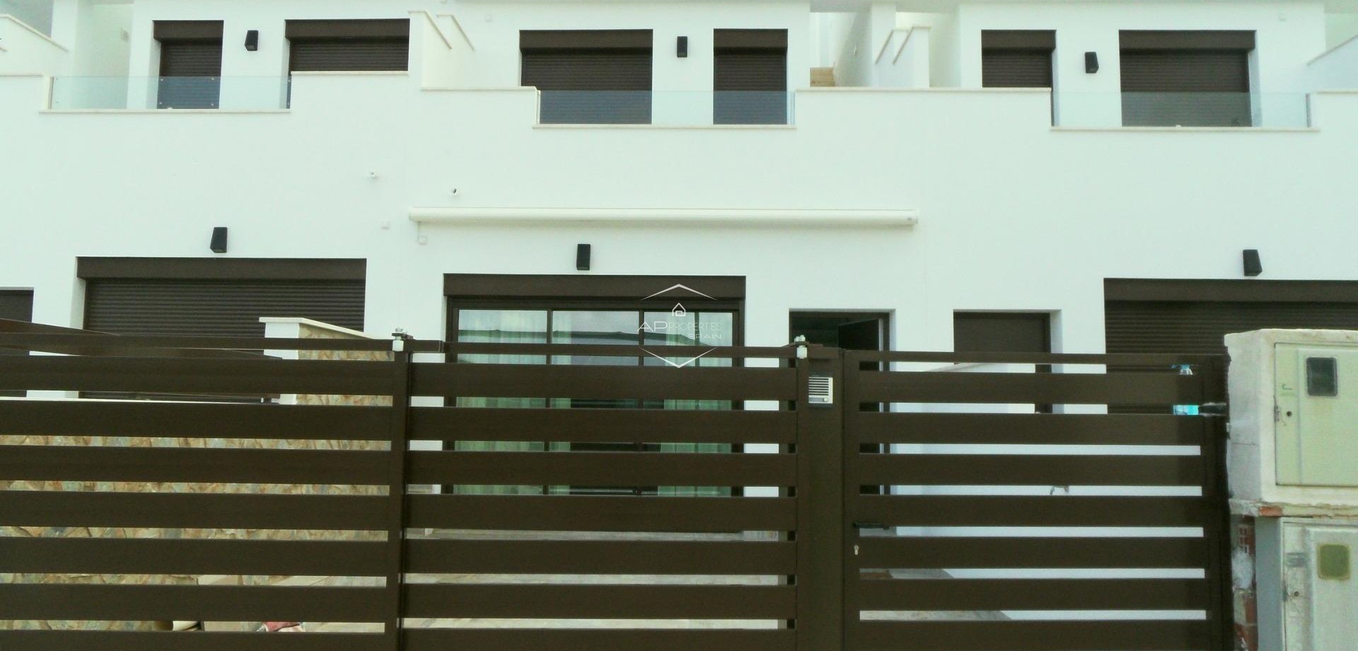 Nowy budynek - Szeregowiec -
Pilar de la Horadada - El Pilar de la Horadada