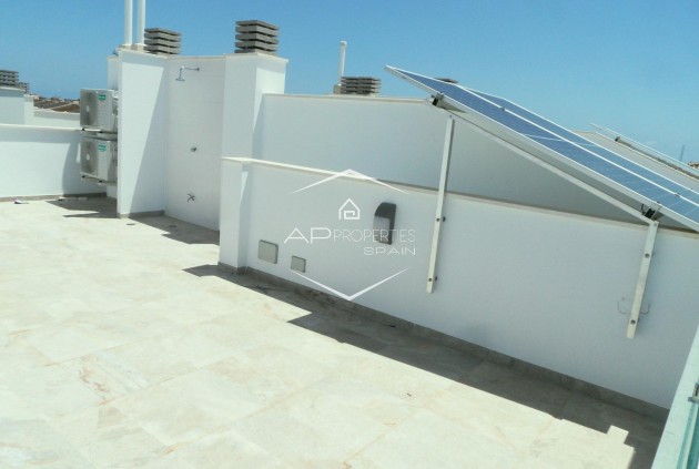 Nowy budynek - Szeregowiec -
Pilar de la Horadada - El Pilar de la Horadada