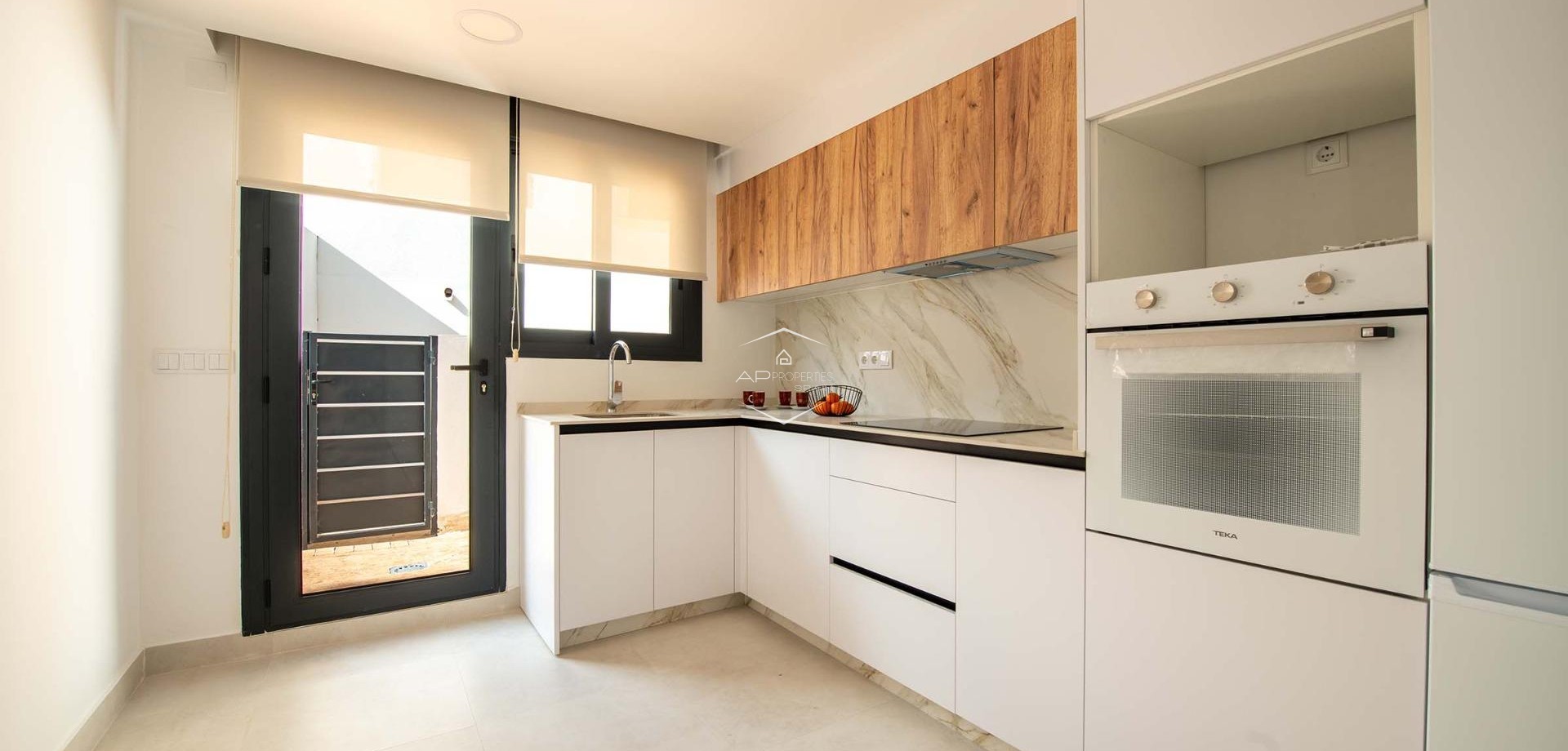 New Build - Bungalow -
Cox - San Fernando