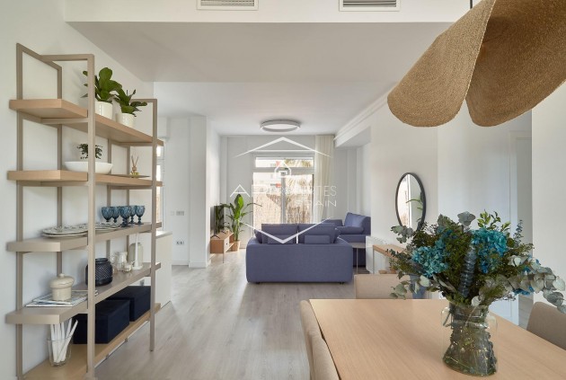 Nouvelle construction - Appartement -
Vera - El Playazo