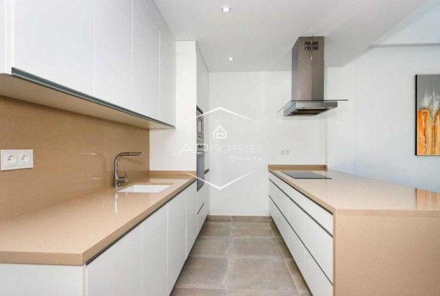 New Build - Quad -
Daya Nueva - Centro