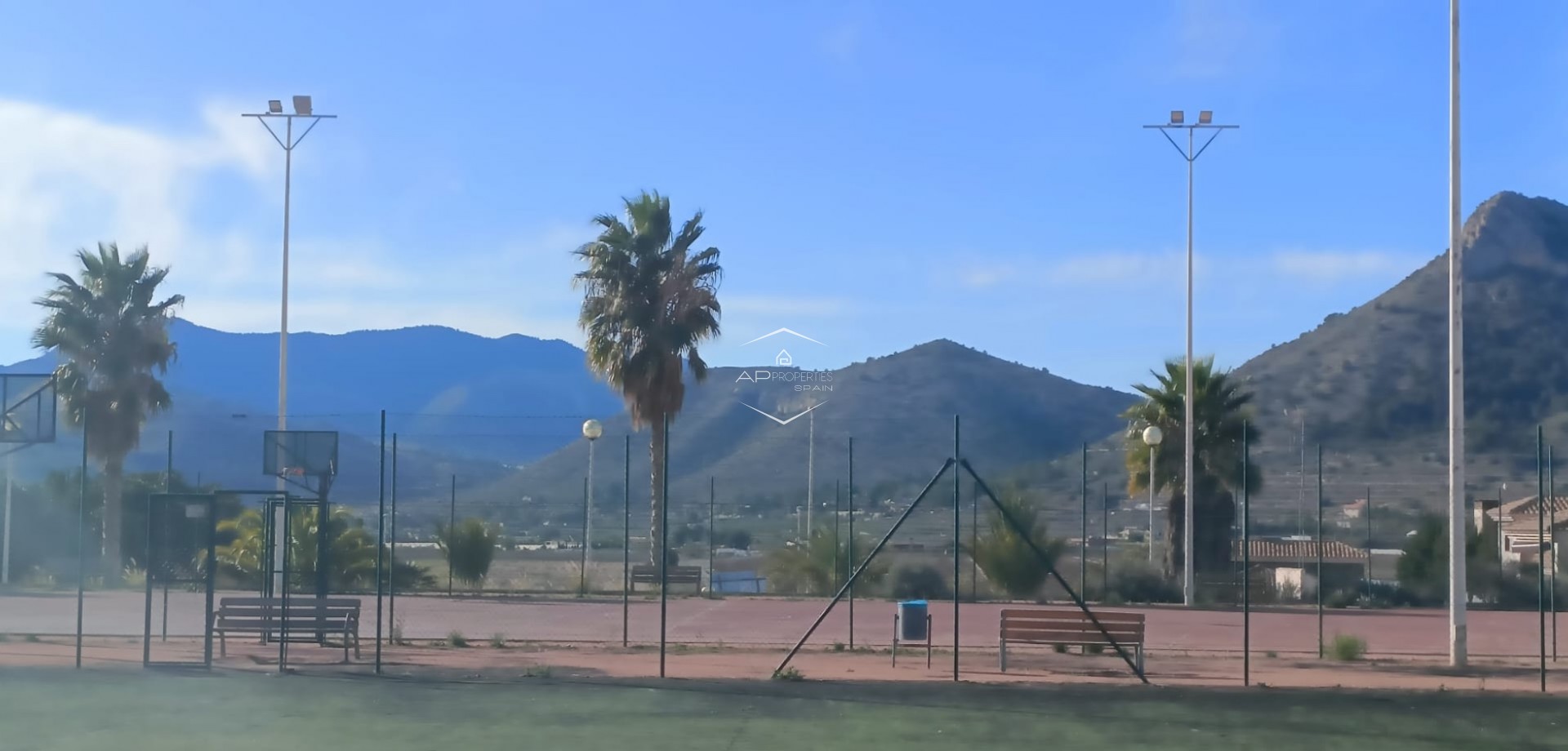 Odsprzedaż - Willa - Dom wolnostojący -
Aspe