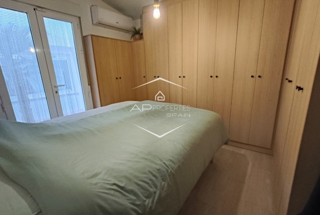 Odsprzedaż - Willa - Dom wolnostojący -
Aspe