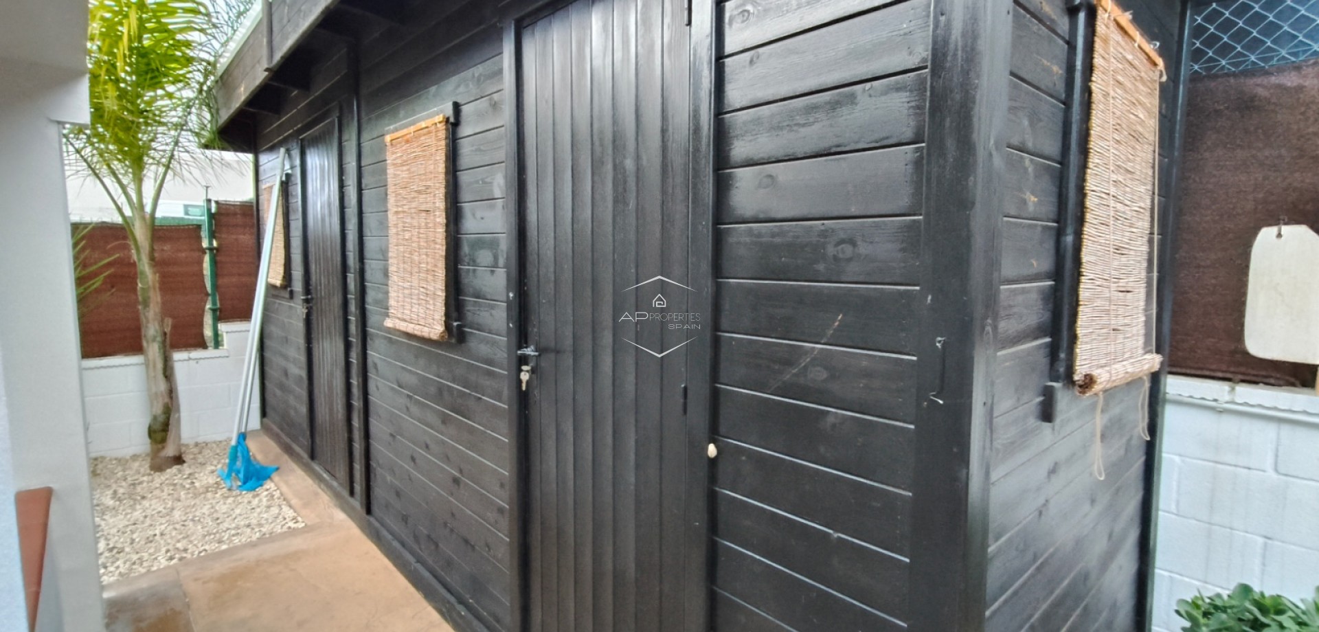 Odsprzedaż - Willa - Dom wolnostojący -
Aspe