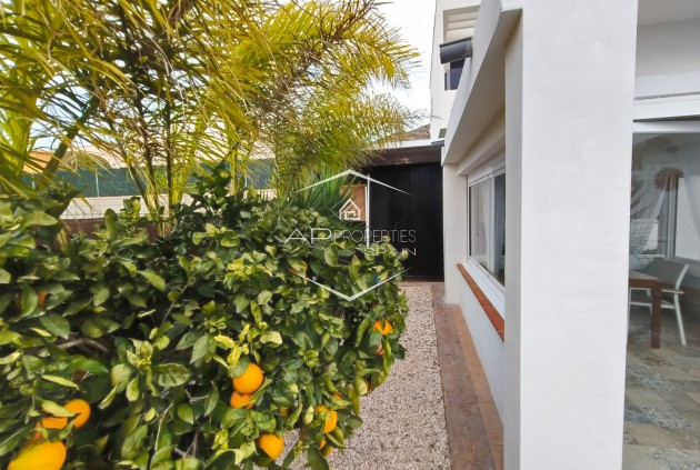 Odsprzedaż - Willa - Dom wolnostojący -
Aspe