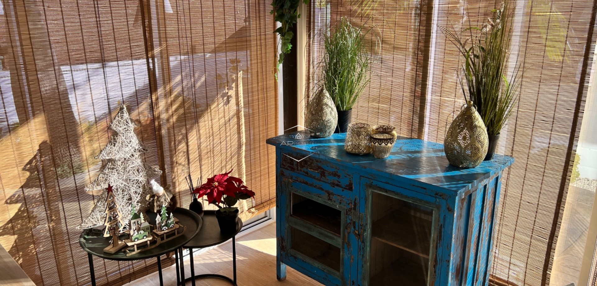 Odsprzedaż - Willa - Dom wolnostojący -
Aspe