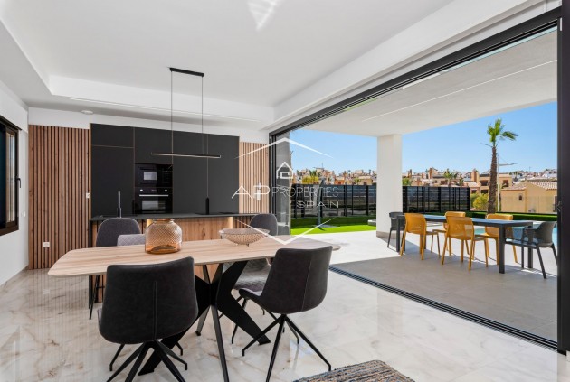 Nowy budynek - Willa - Dom wolnostojący -
Algorfa - La Finca